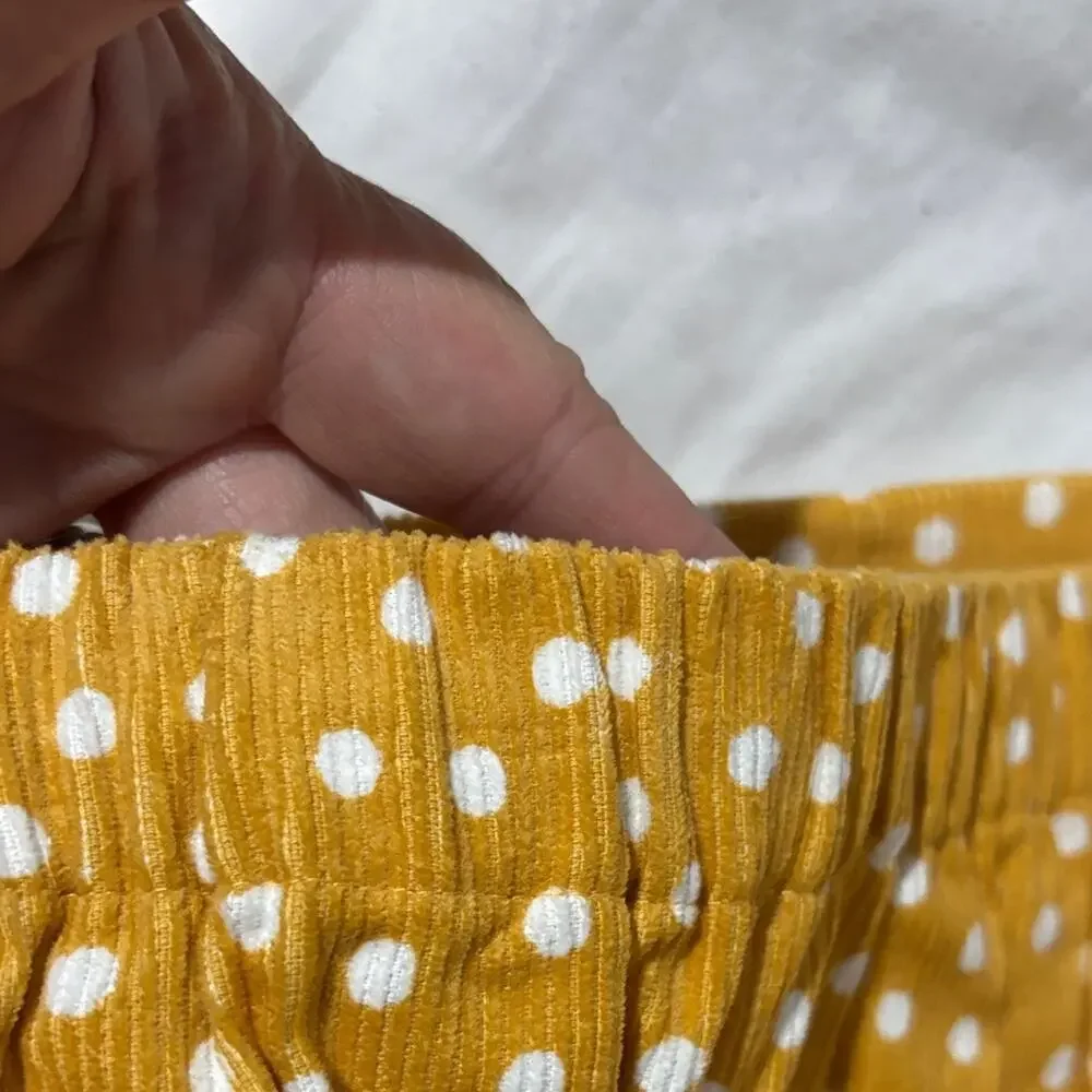 Mustard Yellow Polka Dot Skirt 7/8 gold tone buttons nwt 💯 cotton